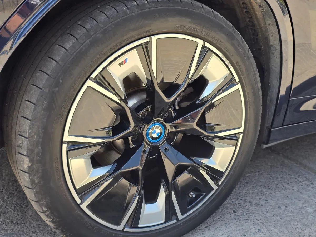 BMW IX Otra año 2023