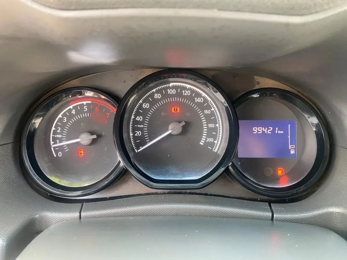 RENAULT DUSTER 1.6 Zen Kit Outdoor Mt año 2018