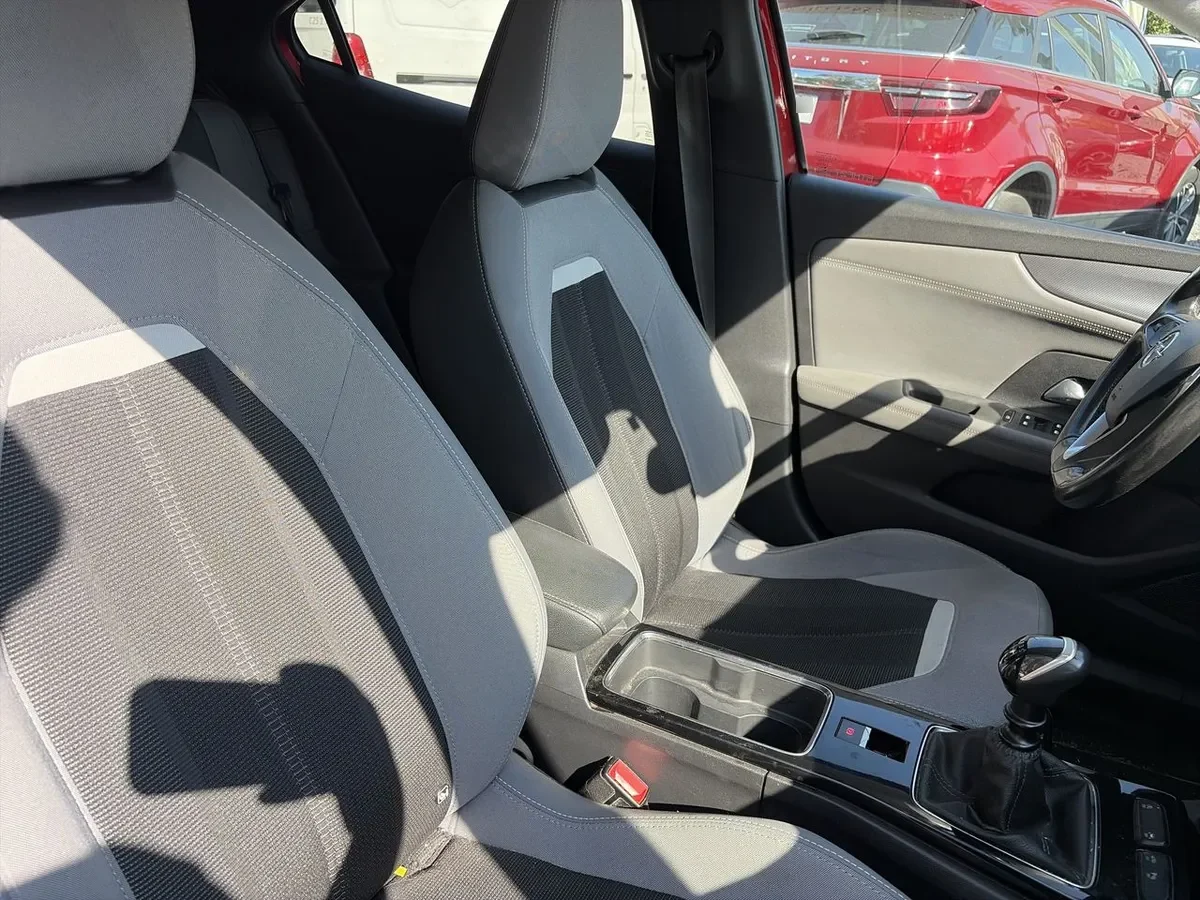 Opel Mokka 1.2t Elegance 4x2 Mt6 5p año 2022