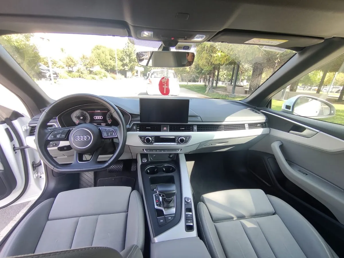 AUDI A5 2.0 Pi Sportback 45 Tfsi Quattro Sport At 4x4 año 2025