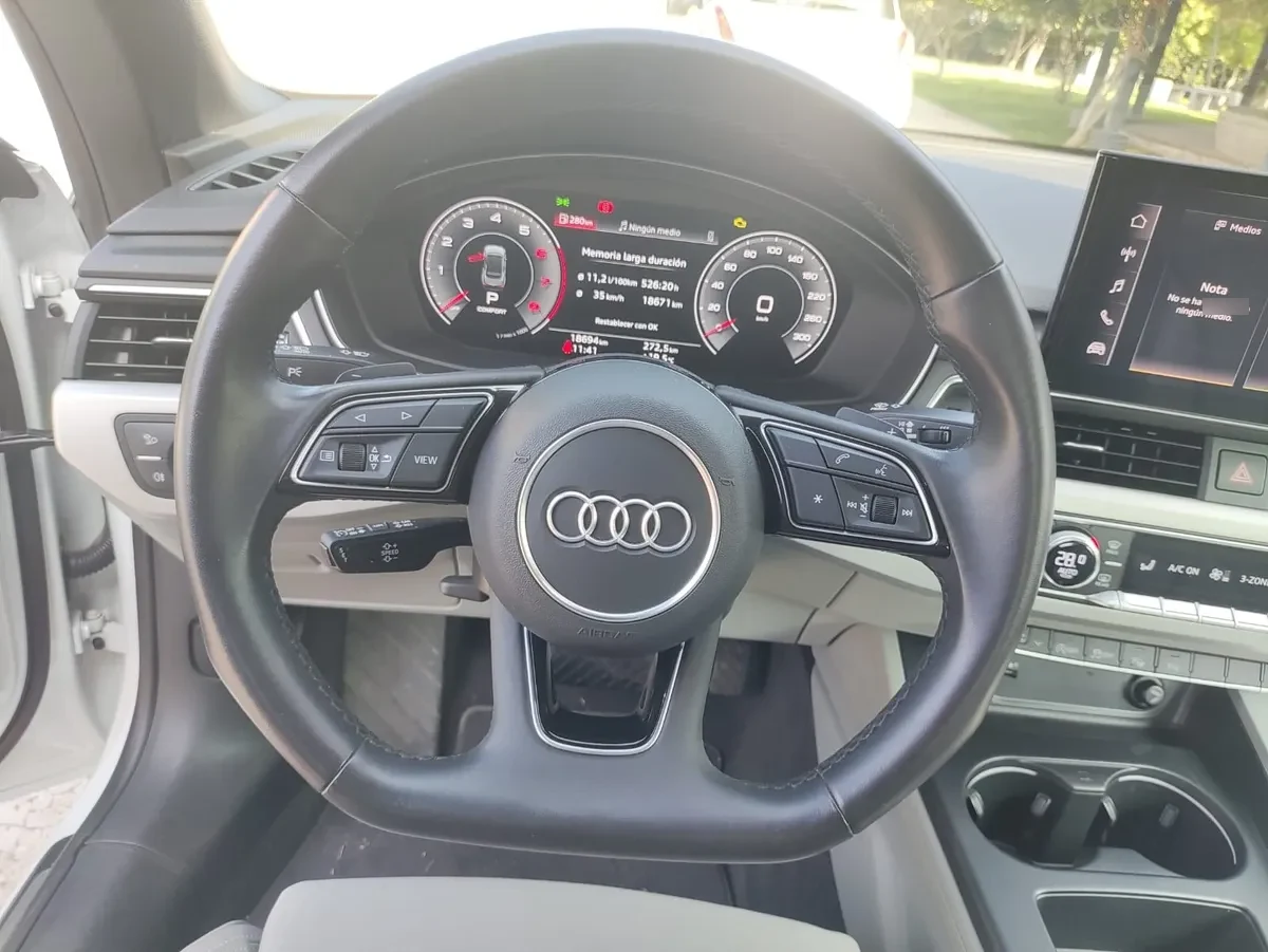 AUDI A5 2.0 Pi Sportback 45 Tfsi Quattro Sport At 4x4 año 2025
