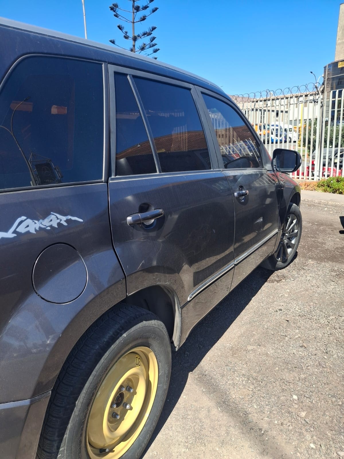 SUZUKI GRAND NOMADE 2.4 N Glx Sport Mt 4x4 año 2017