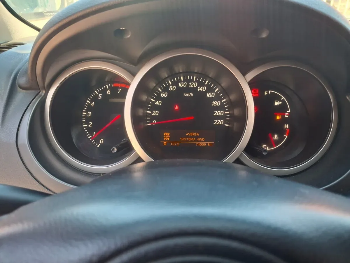 SUZUKI GRAND NOMADE 2.4 N Glx Sport Mt 4x4 año 2017