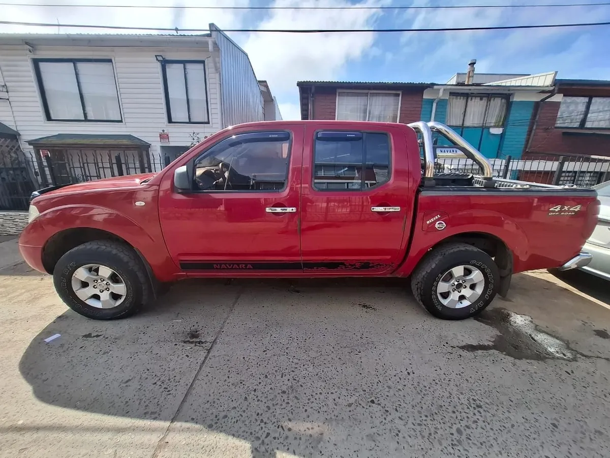 NISSAN NAVARA 2.5 C/s Mt 4x4 Diesel año 2013