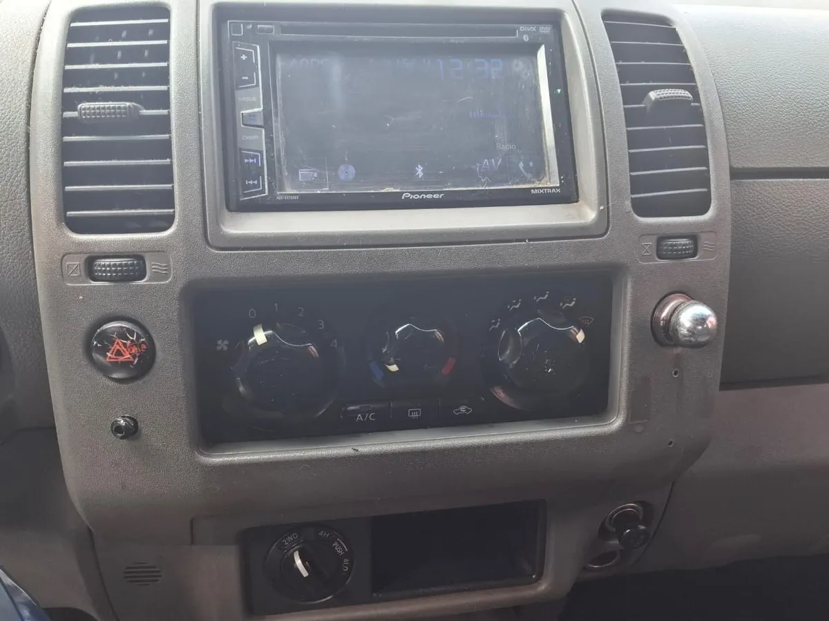 NISSAN NAVARA 2.5 C/s Mt 4x4 Diesel año 2013