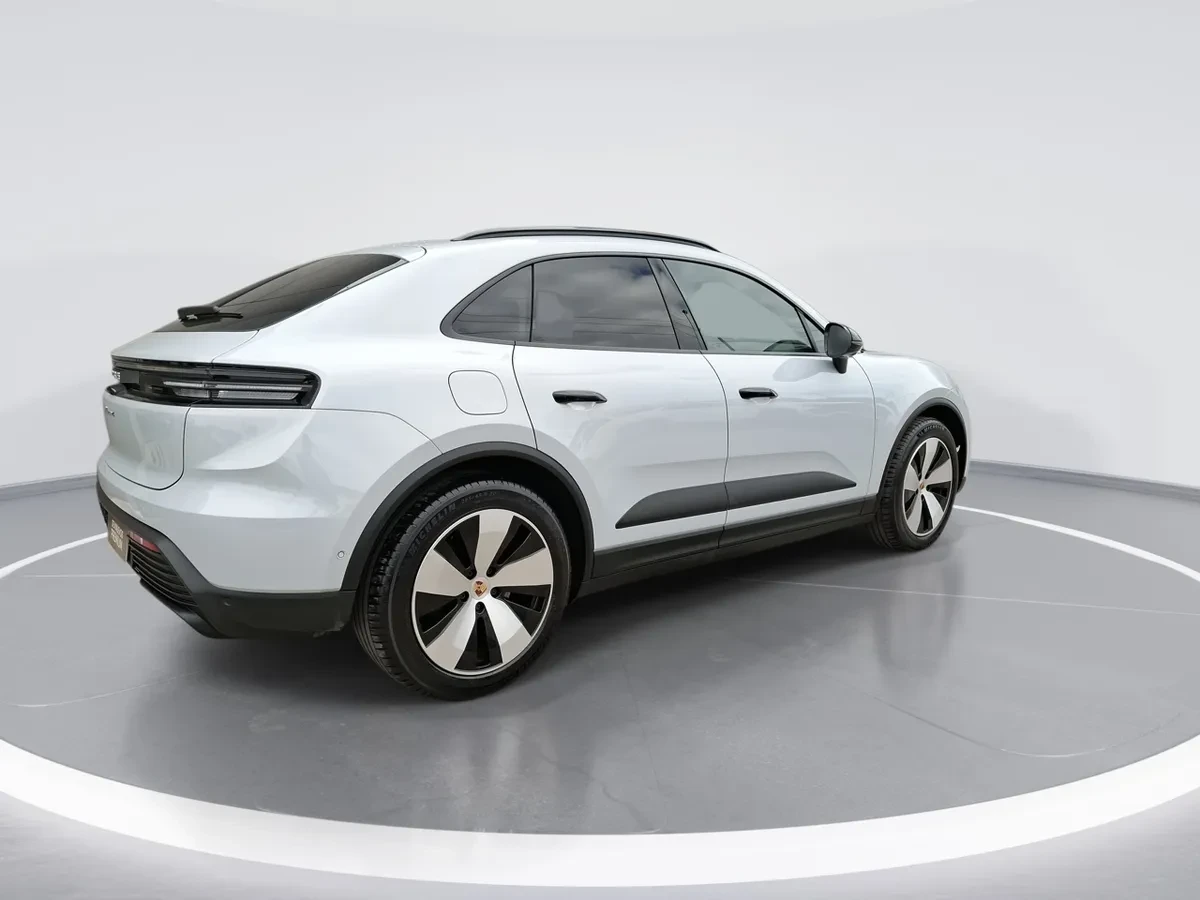 Porsche Macan Electrico 4 4x4 At 5p año 2025