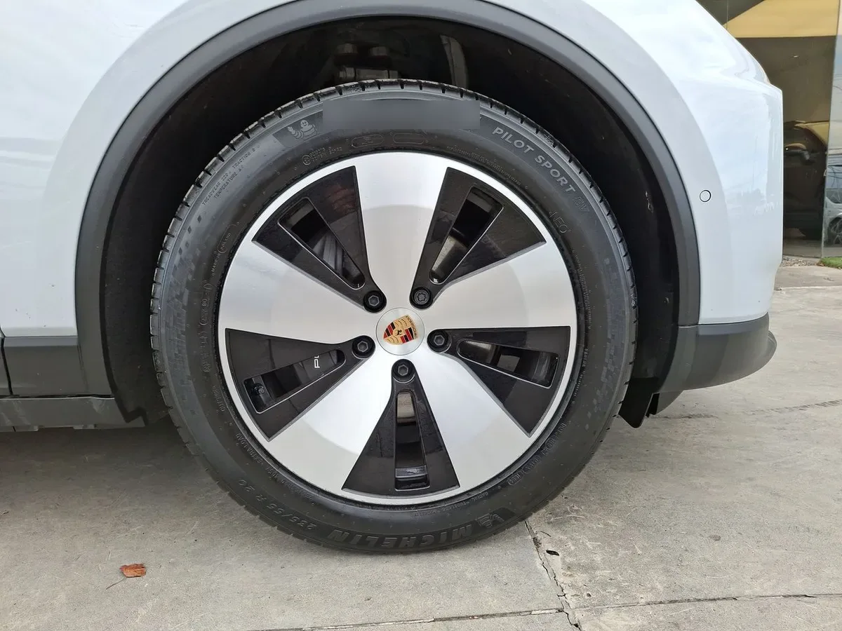 Porsche Macan Electrico 4 4x4 At 5p año 2025