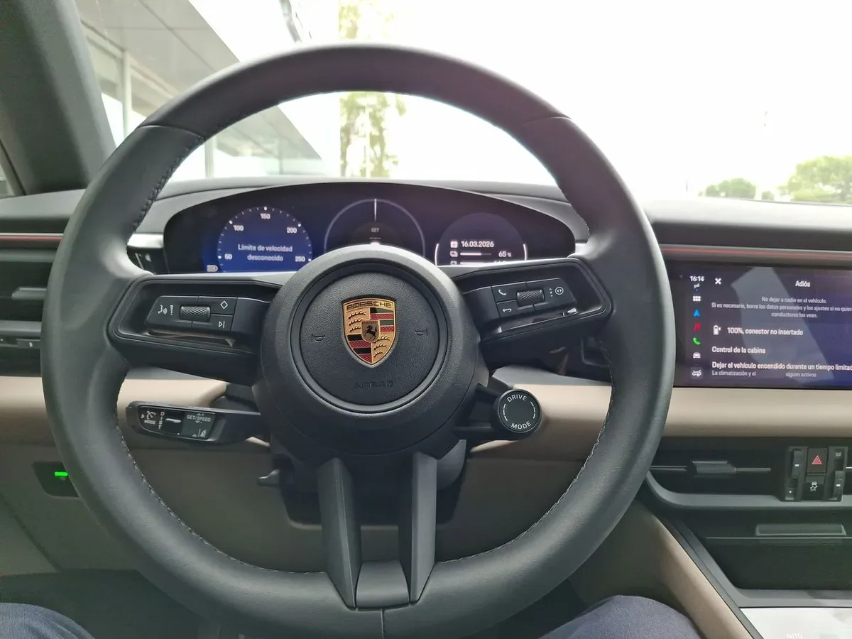 Porsche Macan Electrico 4 4x4 At 5p año 2025