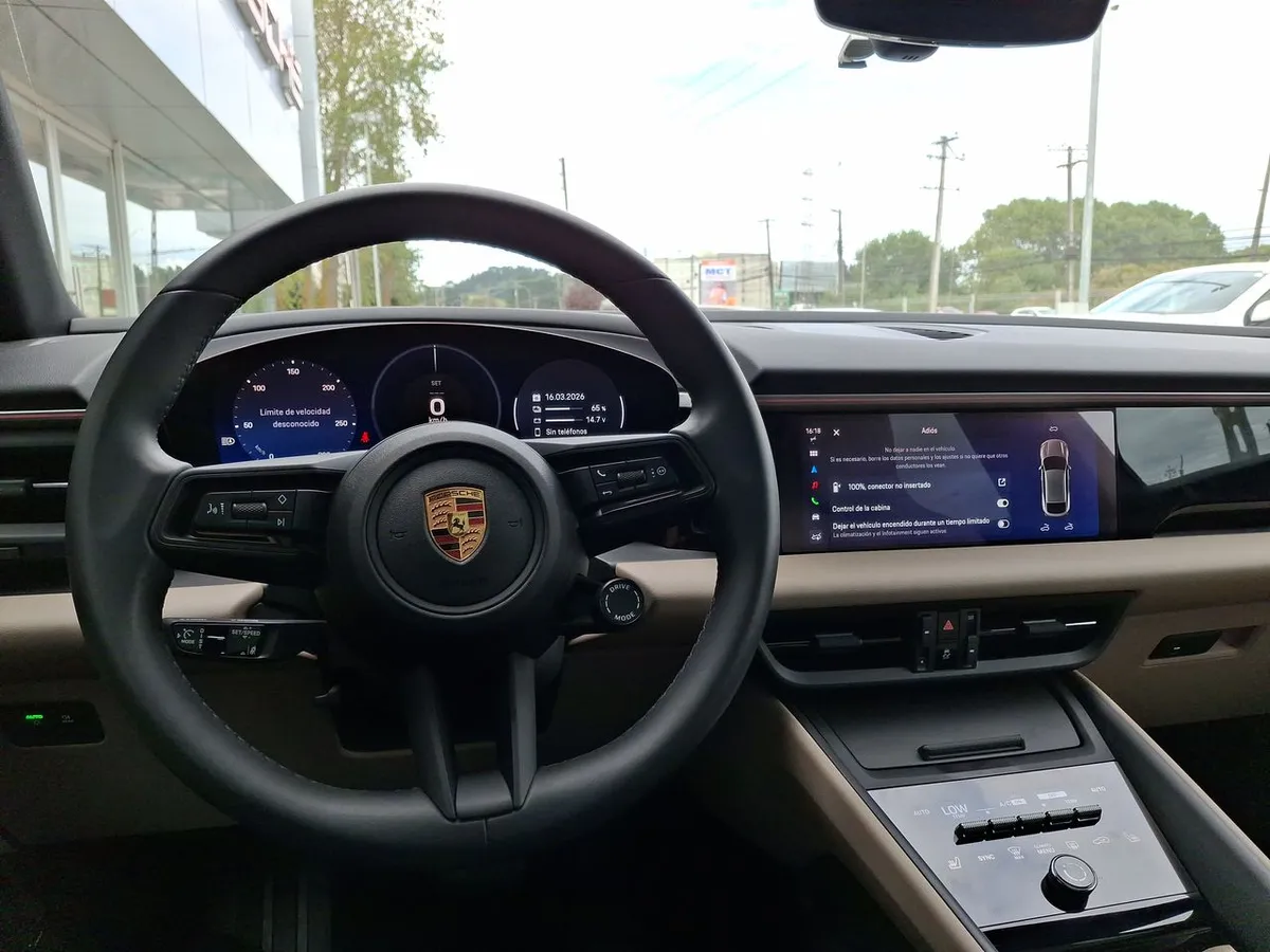 Porsche Macan Electrico 4 4x4 At 5p año 2025
