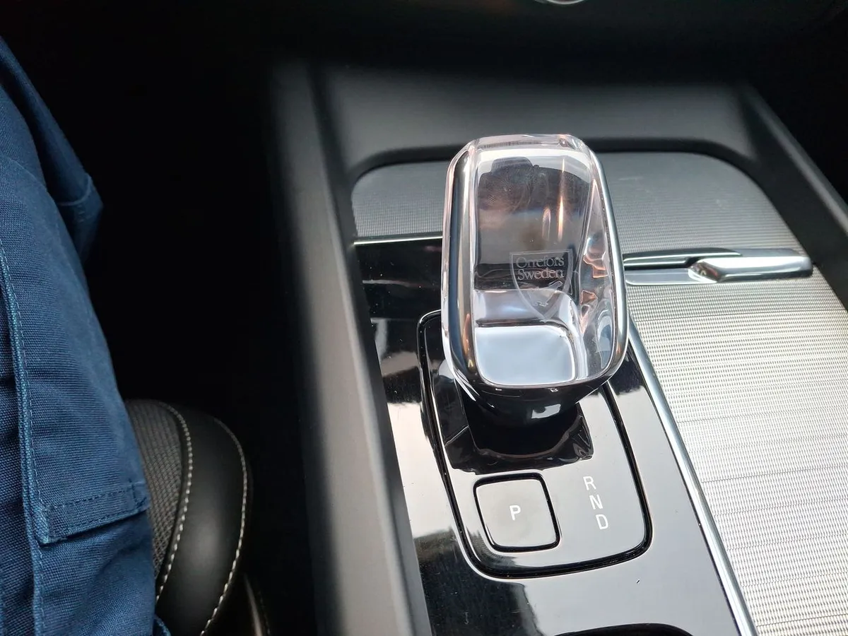 Volvo Xc60 2.0t T8 Polestar Engineered Hybrid Awd At 5p año 2025