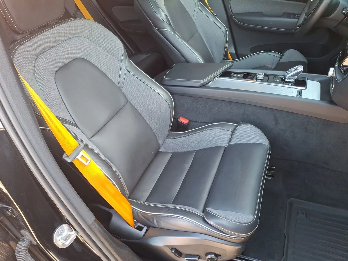 Volvo Xc60 2.0t T8 Polestar Engineered Hybrid Awd At 5p año 2025