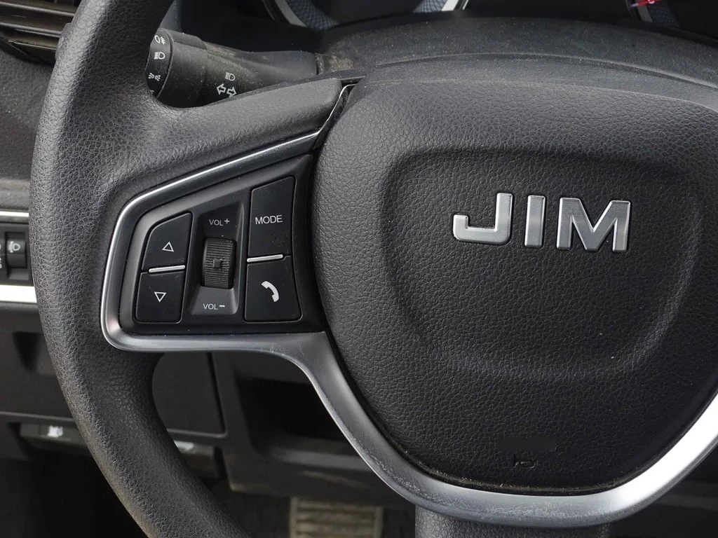 Jim Re-max 4x4 año 2025