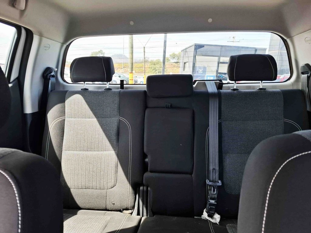 Peugeot Landtrek Active 4x4 año 2025