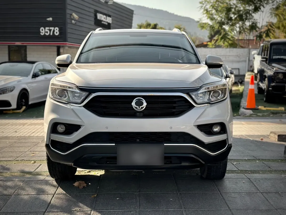 Ssangyong Rexton Std año 2020