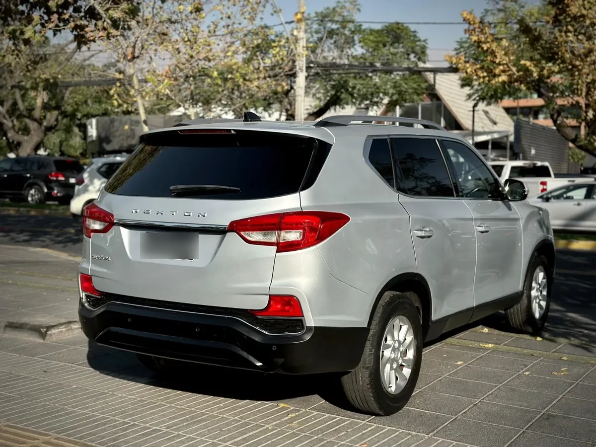 Ssangyong Rexton Std año 2020