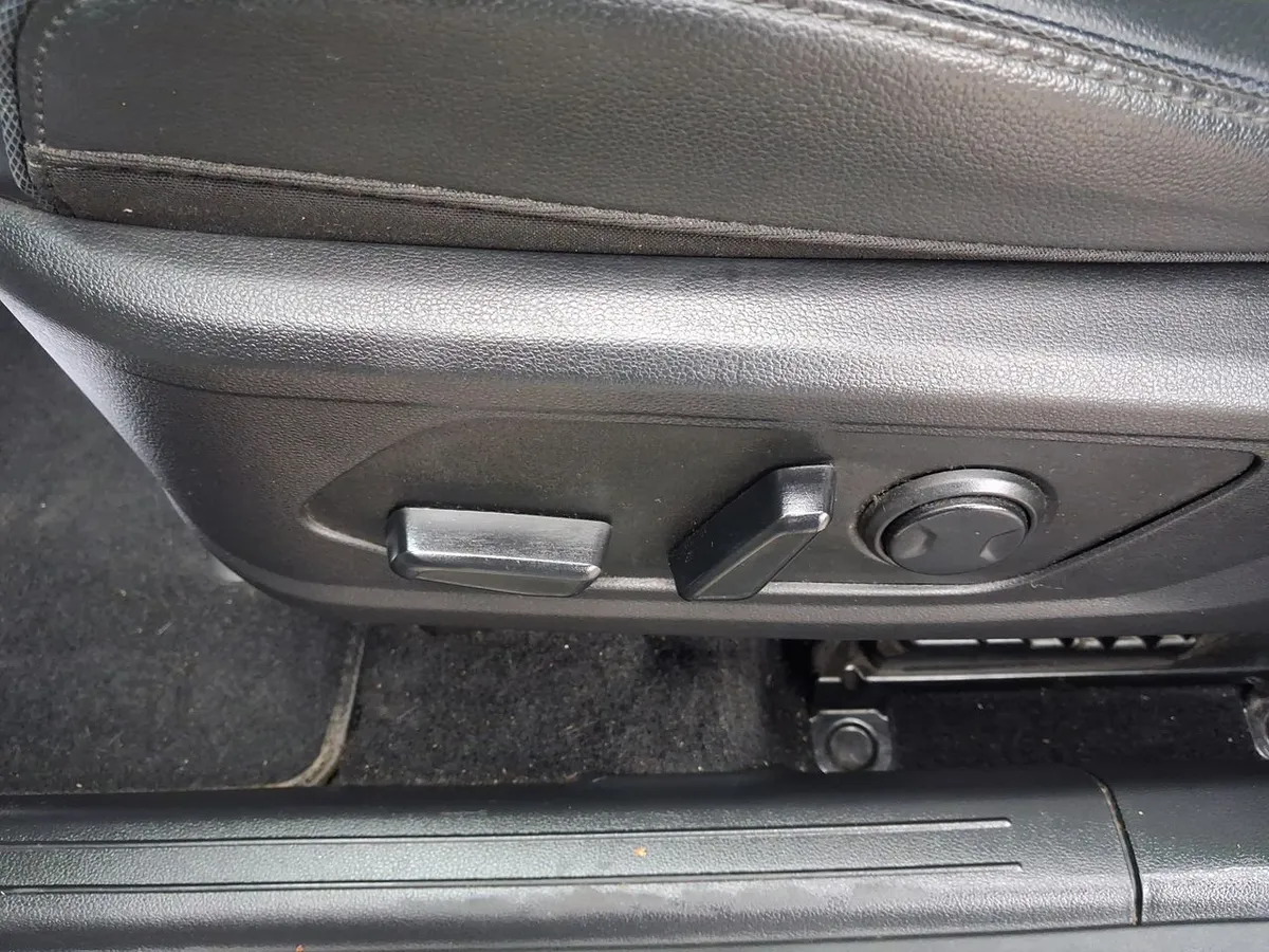 Hyundai Tucson 1.6 Nx4 Limited 4wd At 5p año 2024
