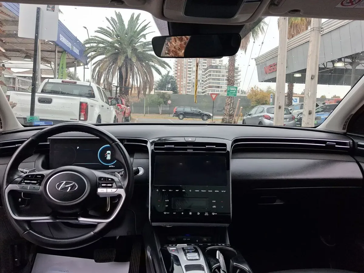 Hyundai Tucson 1.6 Nx4 Limited 4wd At 5p año 2024