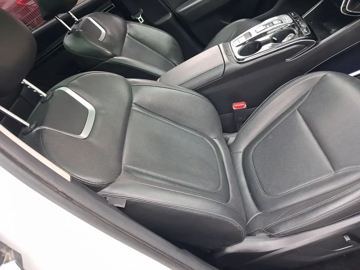 Hyundai Tucson 1.6 Nx4 Limited 4wd At 5p año 2024