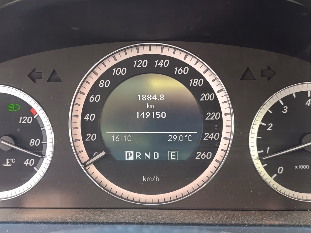 Mercedes Benz C180 Cgi Blueefficiency año 2011