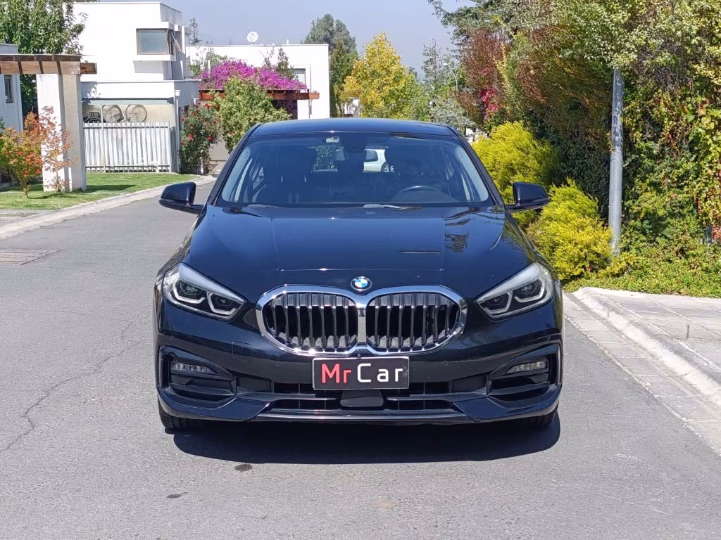 Bmw 118i Sport Plus año 2022