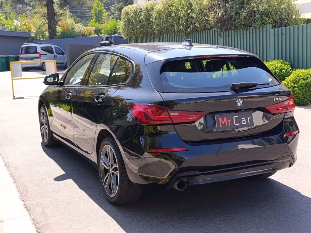 Bmw 118i Sport Plus año 2022