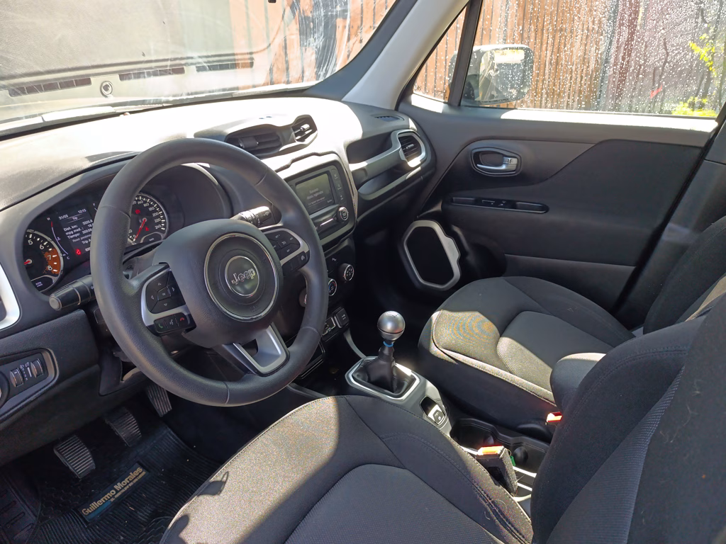 Jeep Renegade No Se La Version año 2021