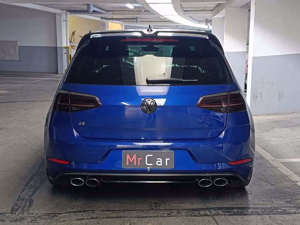 Volkswagen Golf R año 2021