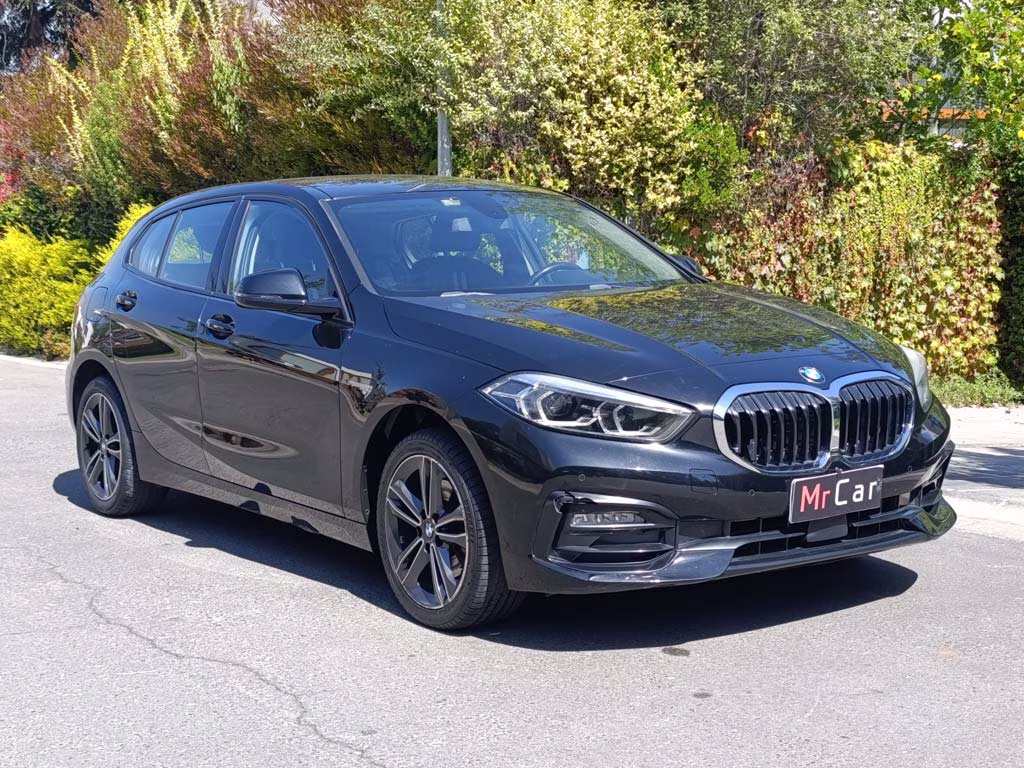 Bmw 118i Sport Plus año 2022