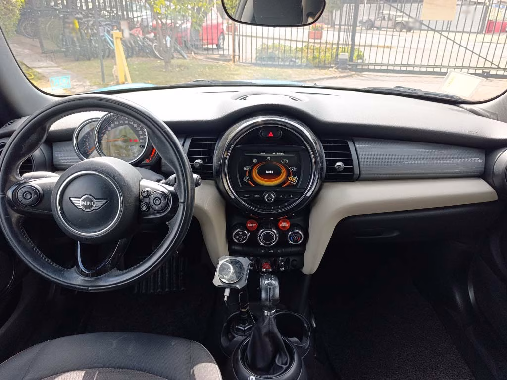 Mini Cooper Hb año 2019