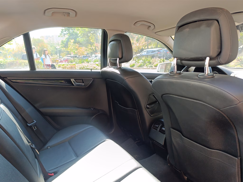 Mercedes Benz C180 Cgi Blueefficiency año 2011