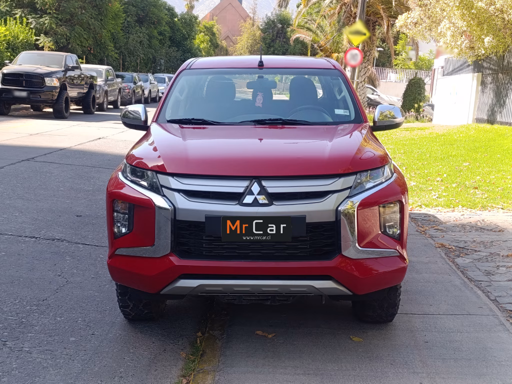 Mitsubishi L200 Katana Crt 4x4 año 2024