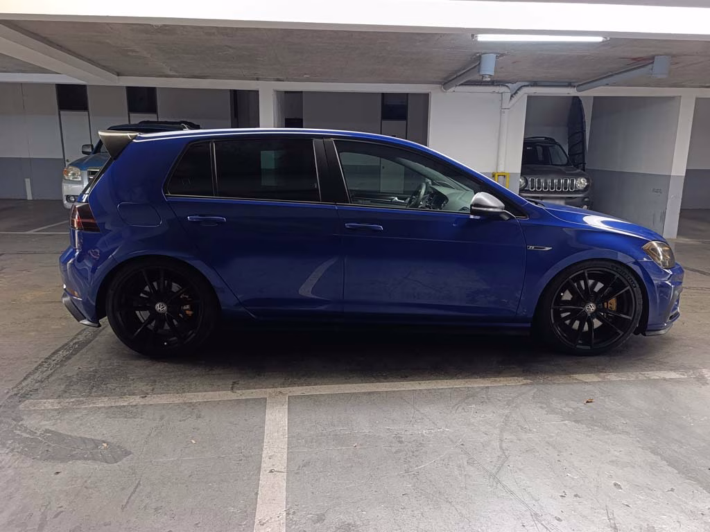 Volkswagen Golf R año 2021
