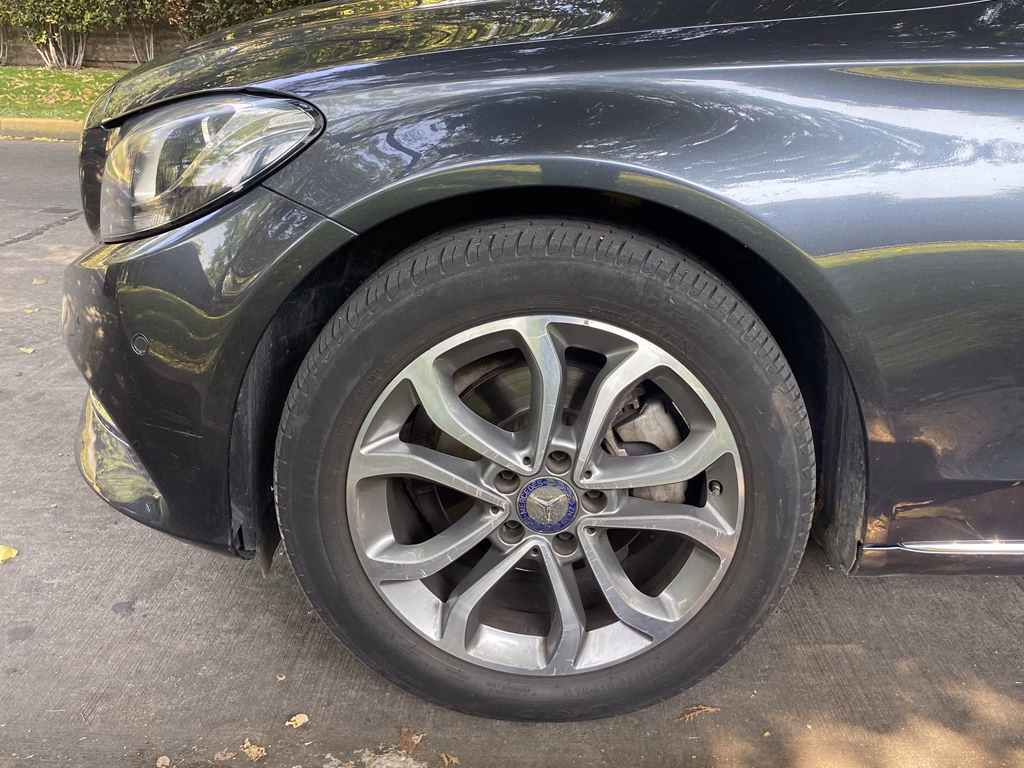 Mercedes Benz C180 Cgi Blueefficiency año 2011