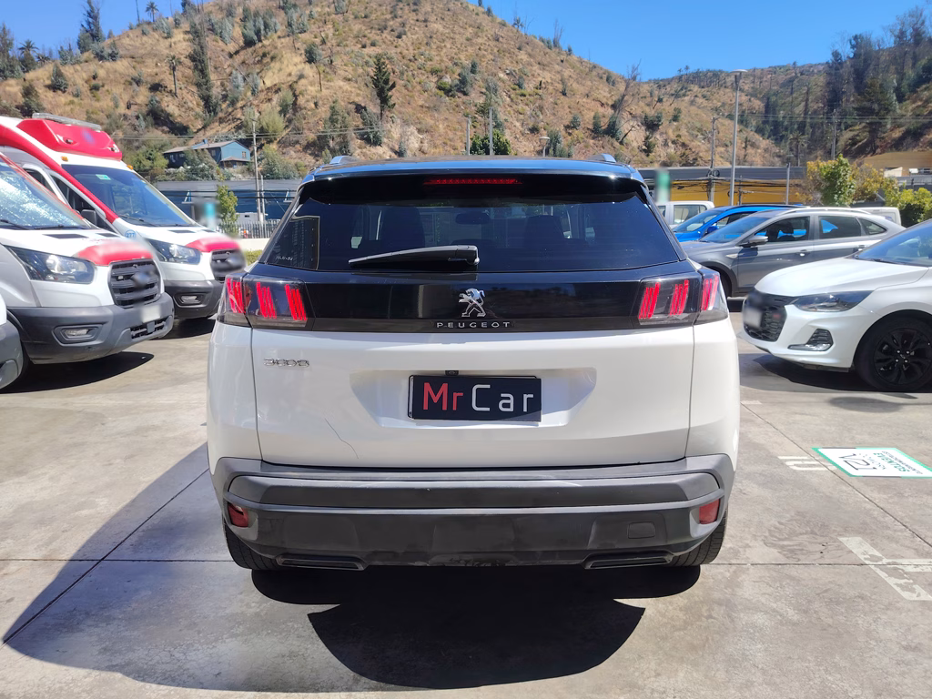 Peugeot 3008 Allure año 2022
