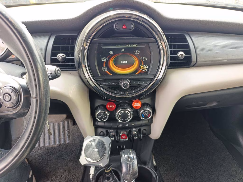 Mini Cooper Hb año 2019