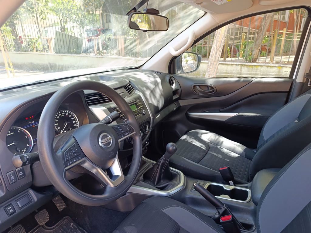 Nissan Navara Dcab año 2022