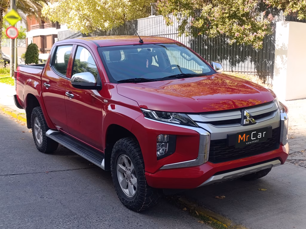 Mitsubishi L200 Katana Crt 4x4 año 2024