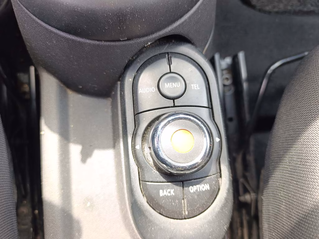 Mini Cooper Hb año 2019