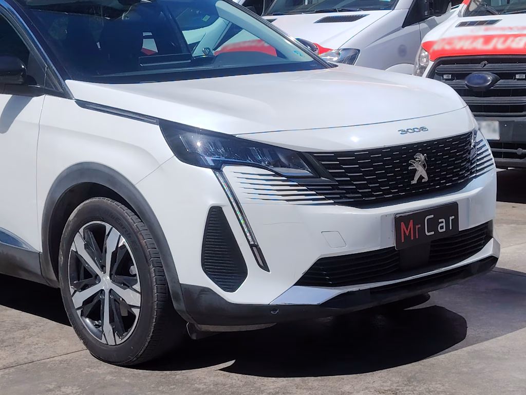 Peugeot 3008 Allure año 2022