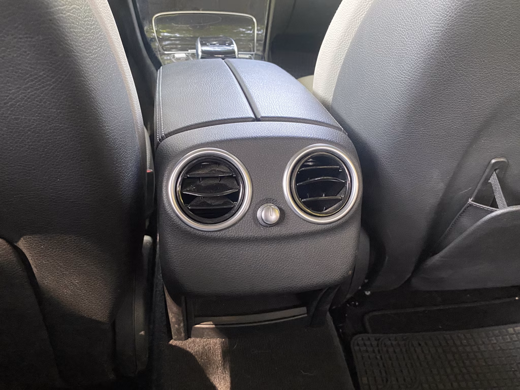 Mercedes Benz C180 1.6 año 2015