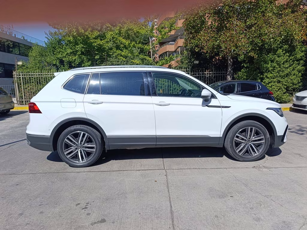 Volkswagen Tiguan Highline año 2023