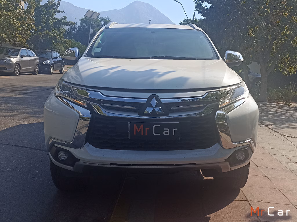 Mitsubishi Montero Sport No Se La Version año 2019