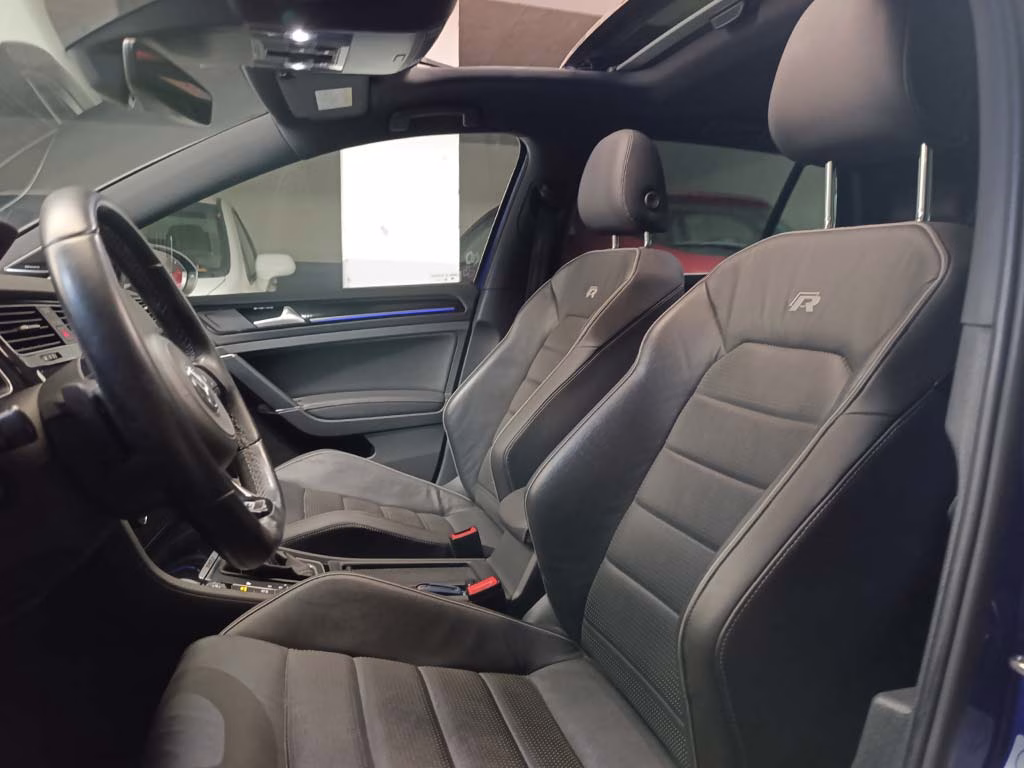 Volkswagen Golf R año 2021