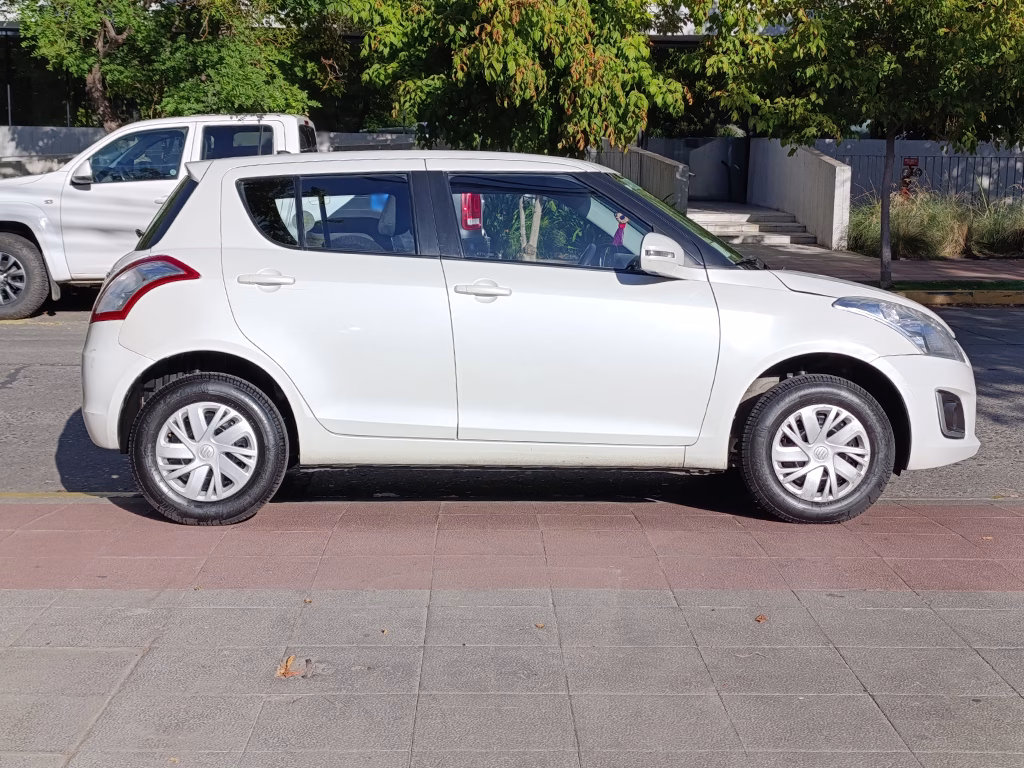 Suzuki Swift Gl año 2018