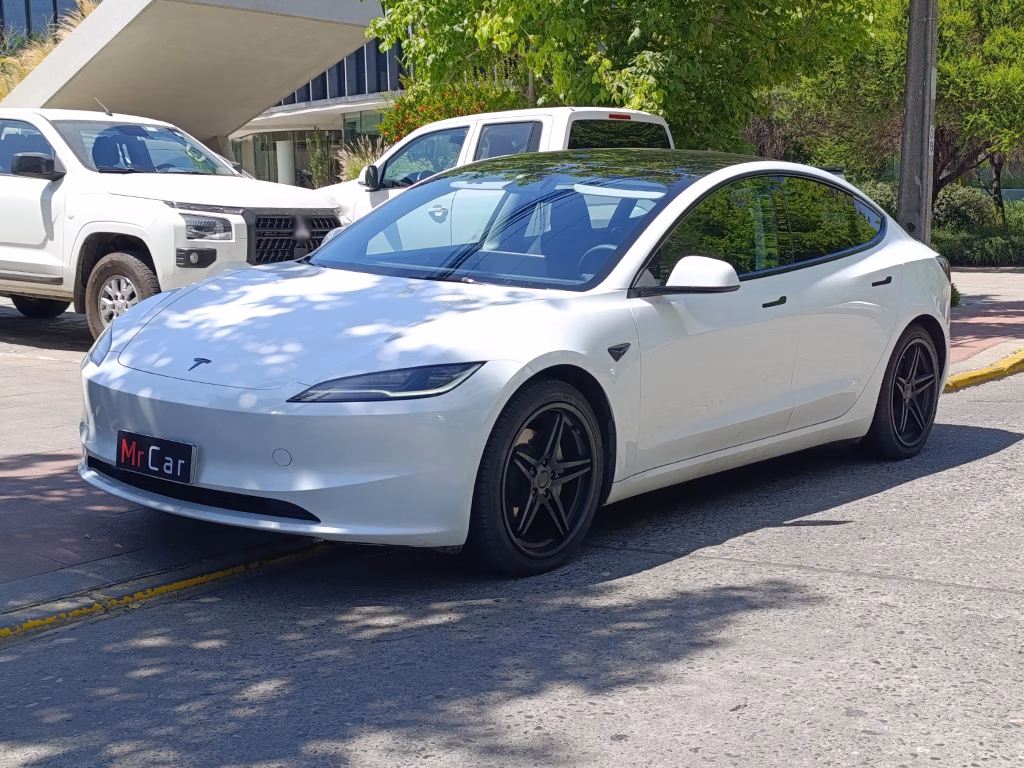 Tesla Model 3 Dual Motor-Long Range año 2025
