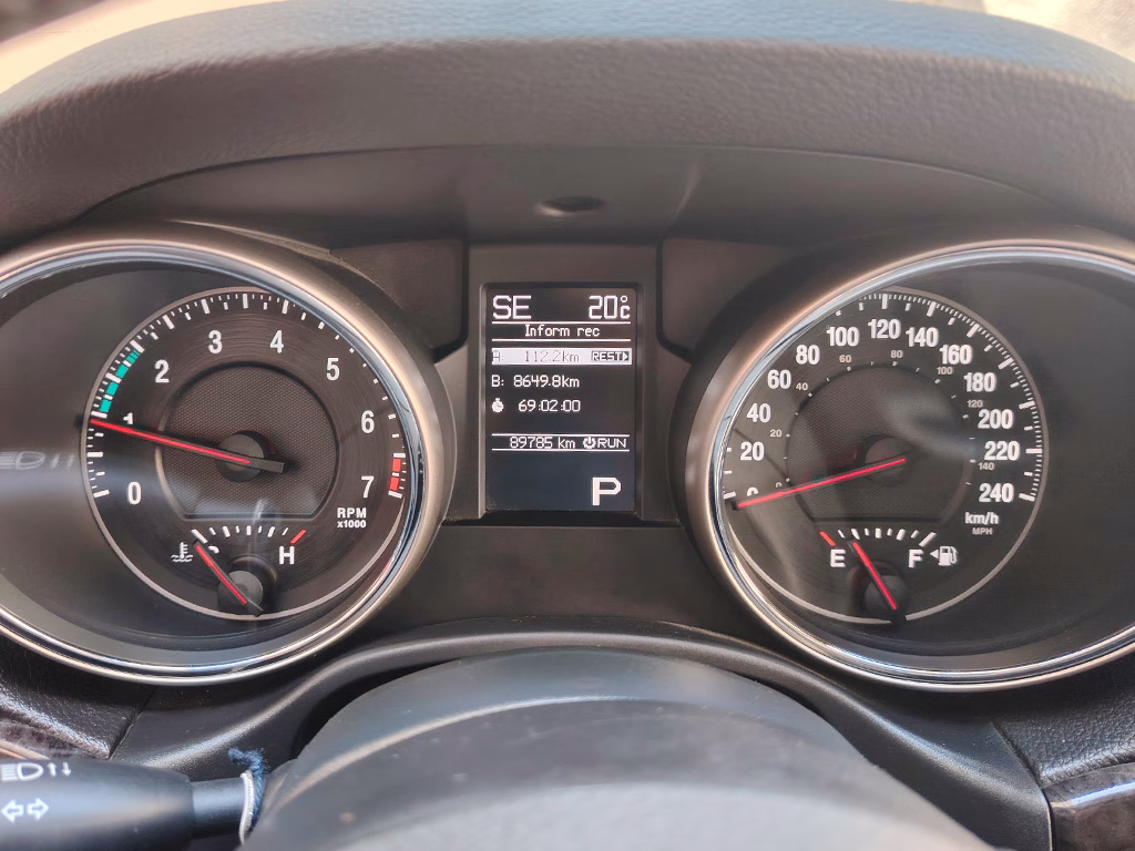 Jeep Grand Cherokee Laredo año 2011
