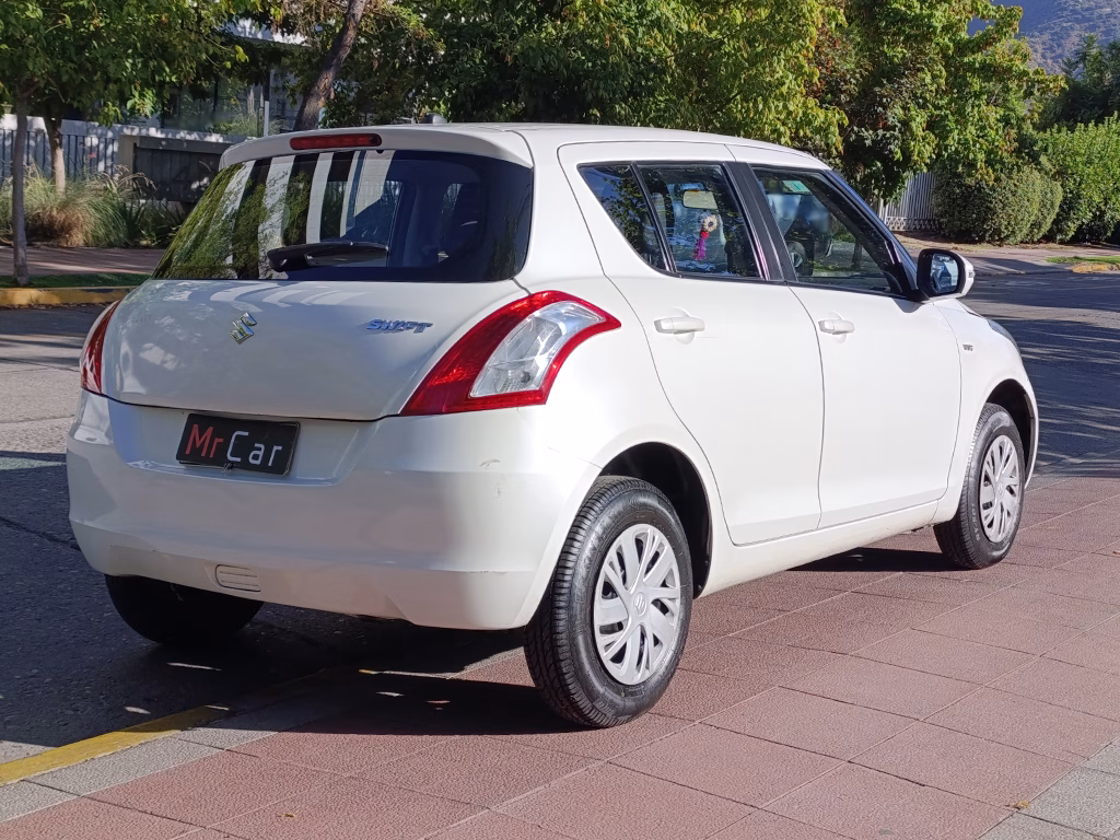 Suzuki Swift Gl año 2018