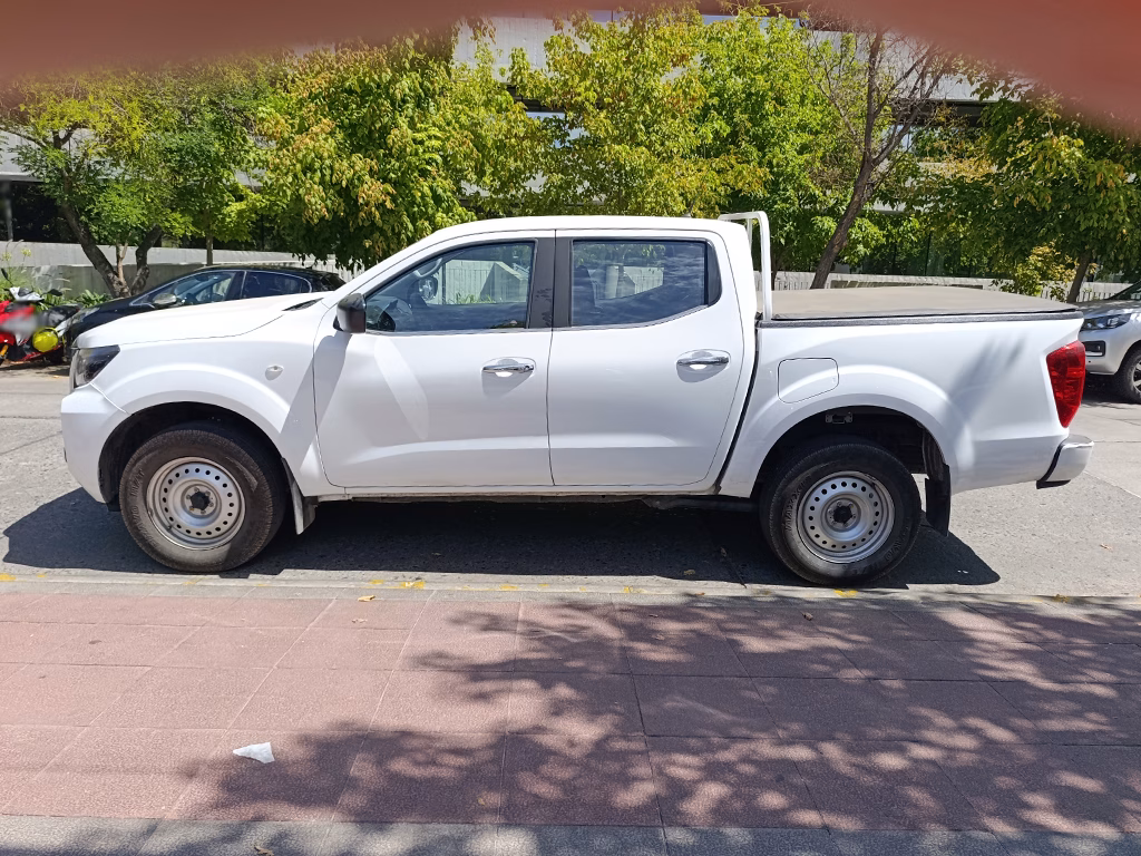 Nissan Navara Dcab año 2022