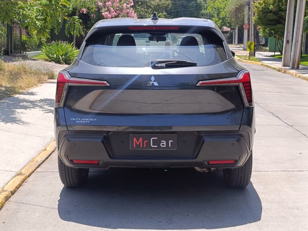 Mitsubishi Outlander Sport Gl año 2025