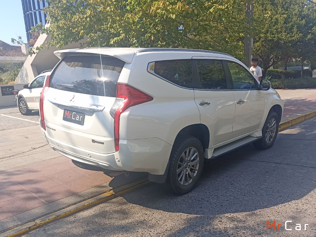 Mitsubishi Montero Sport No Se La Version año 2019